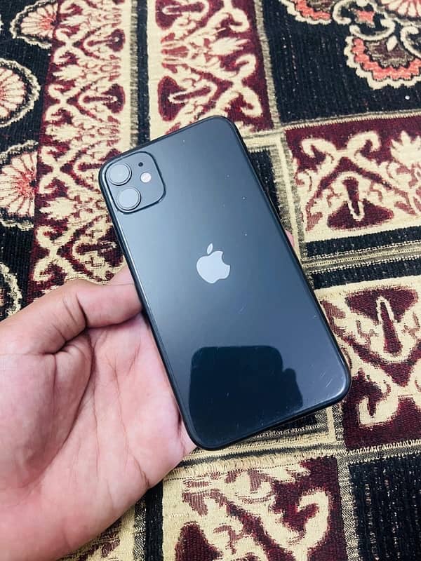 iphone 11 jv black condition 10/10 0