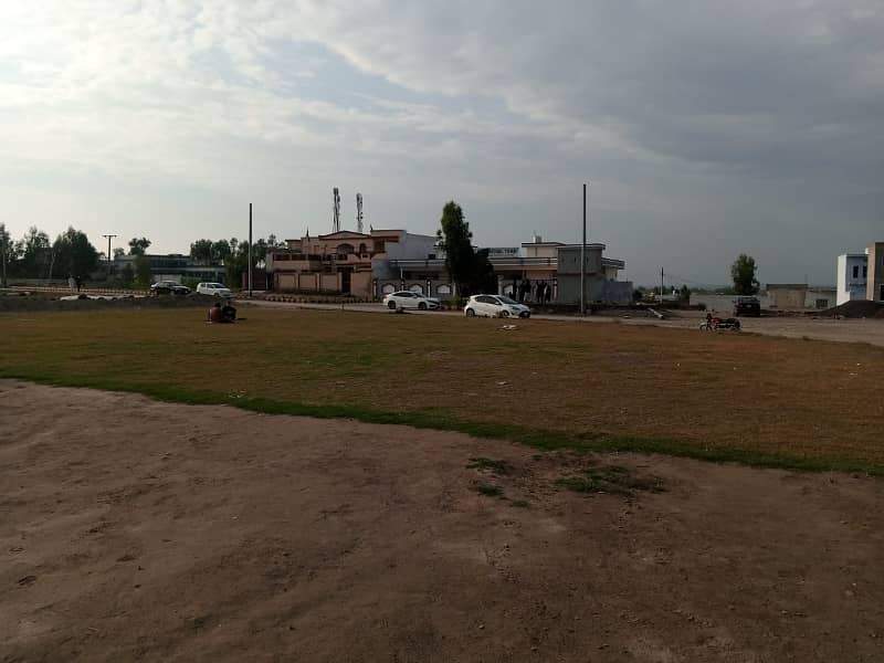 GULBERG MODEL TOWN NOWSHERA 5 MARLA COMMERCIAL PLOT FOR SALE 25