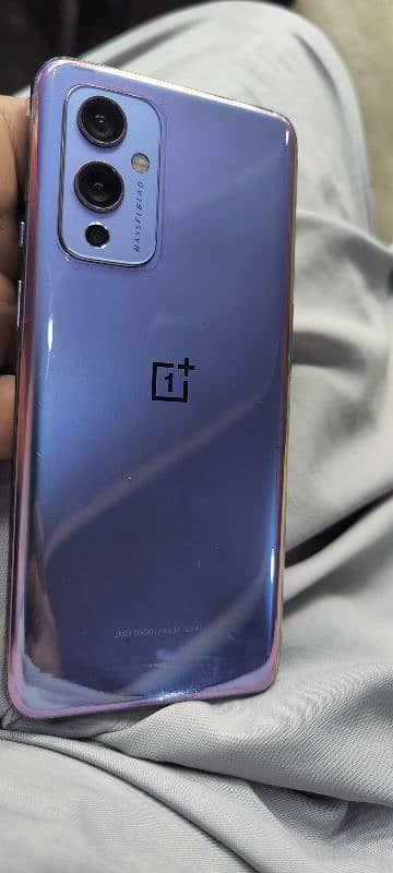 OnePlus 9 5