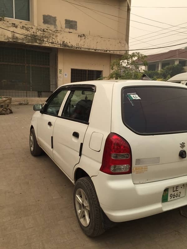 Suzuki Alto 2011 3