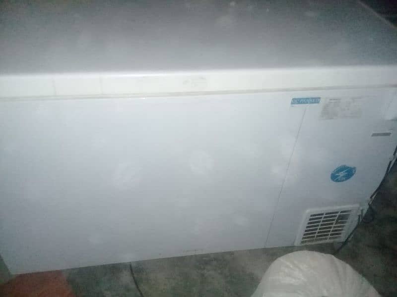 Waves Inverter Deep Freezer Jambo Size 0