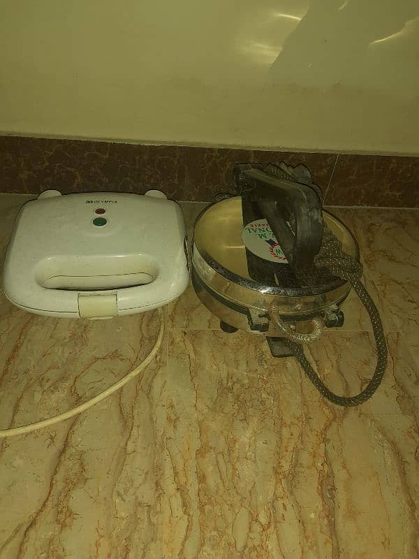 sandwitch maker and roti maker 0