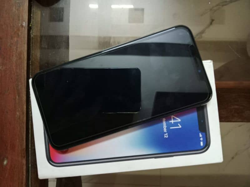 iPhone X 64 GB 0