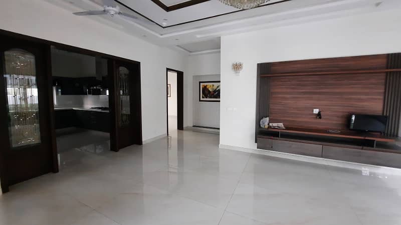 1 KANAL NEW Modern Design For Sale in phase 3 (CHEAP PRICE) CALL FOR PRICE 0