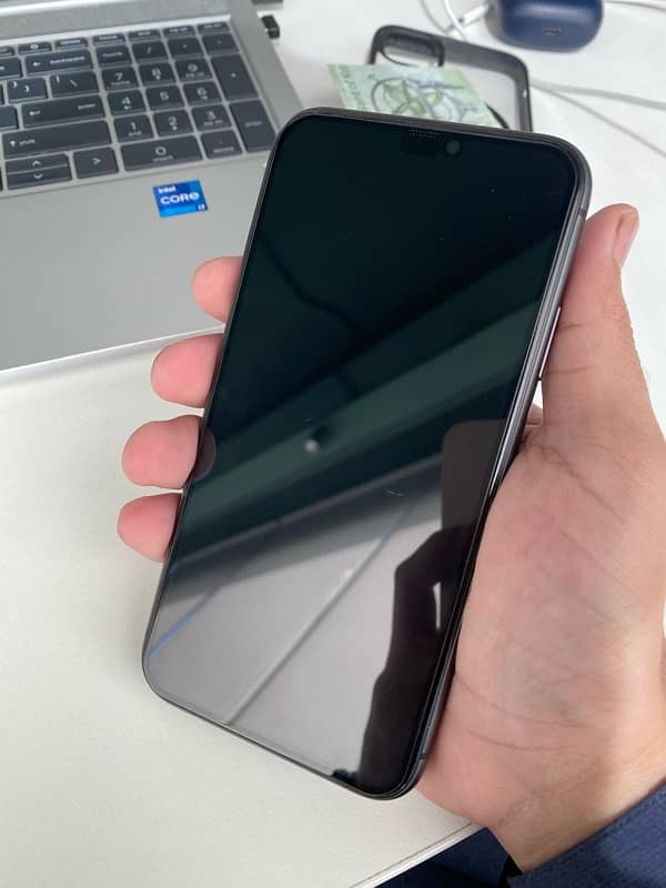 iPhone 11 128Gb FU 1