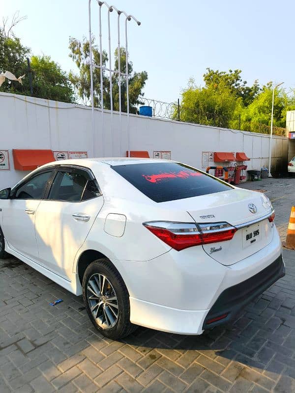 Toyota Altis Grande 2018 3