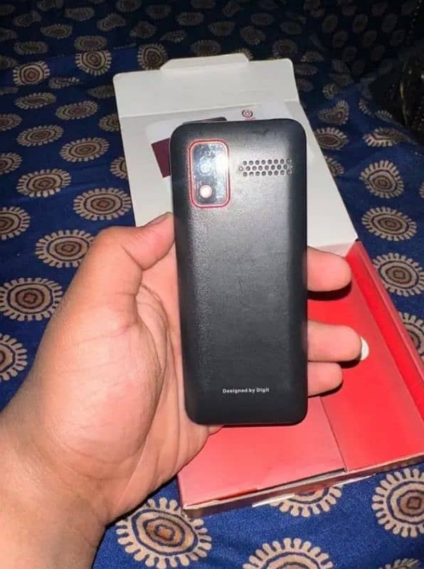 digit e2 pro 4g in good condition. bss battery kharab ha 1