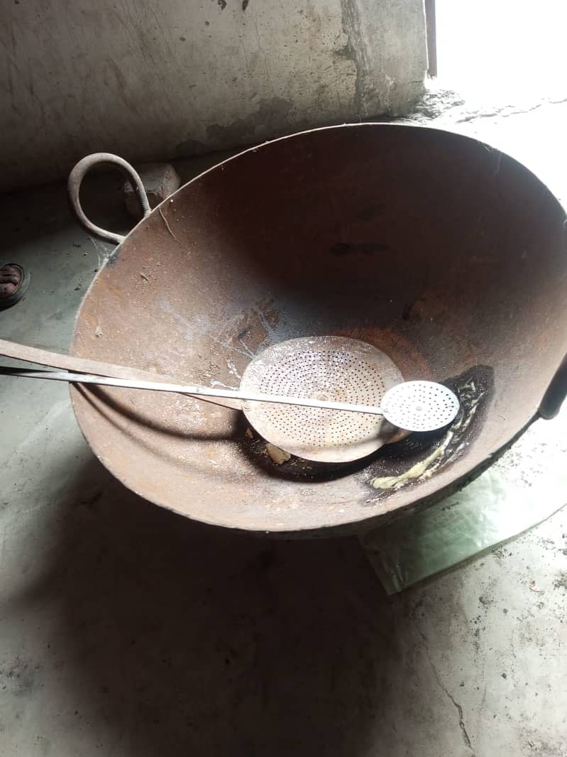 samosa pakora crockery or chohla 1