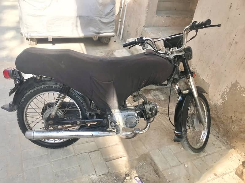 sild engain hai koi kam nhi h bike m 1