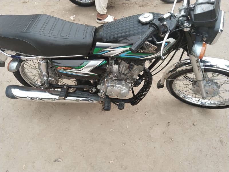 Honda 125 black color 2023 model for sale 1