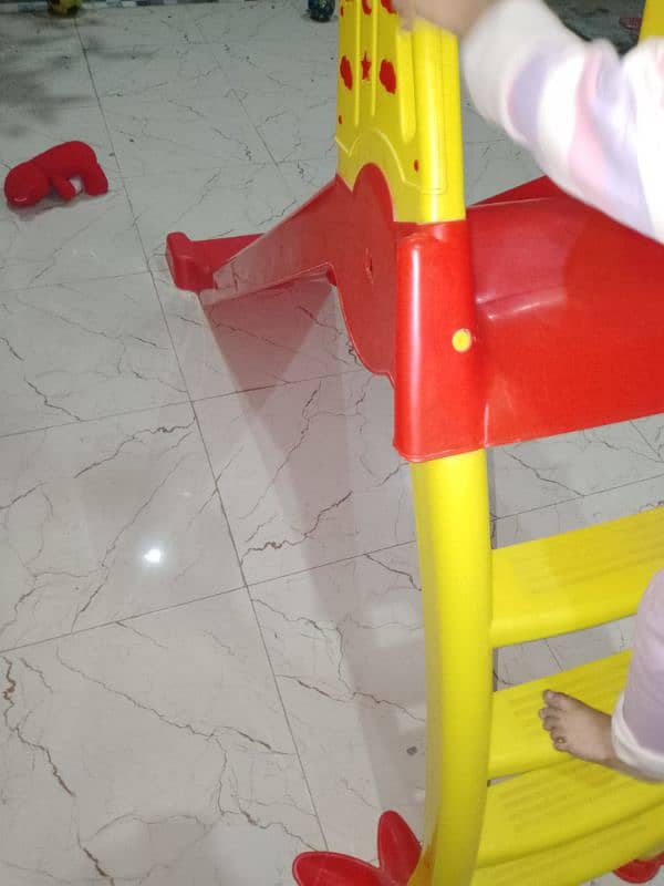 4 steps slide for kids location sheikhupura 3