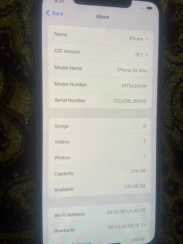 iPhone xs max 256gb available for sale 5