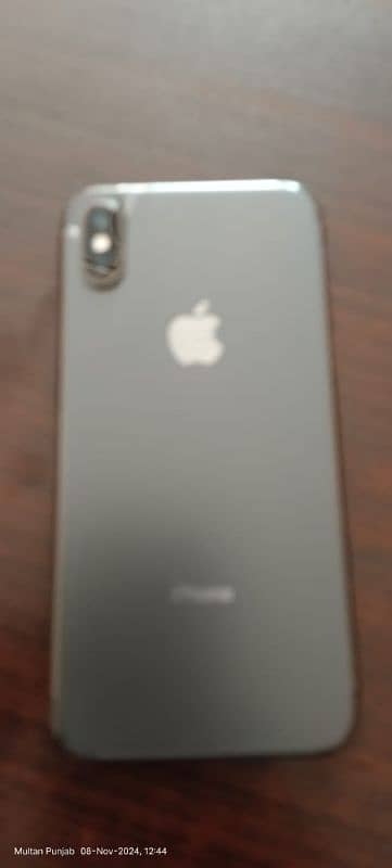 I phone x mint cunditoin 3