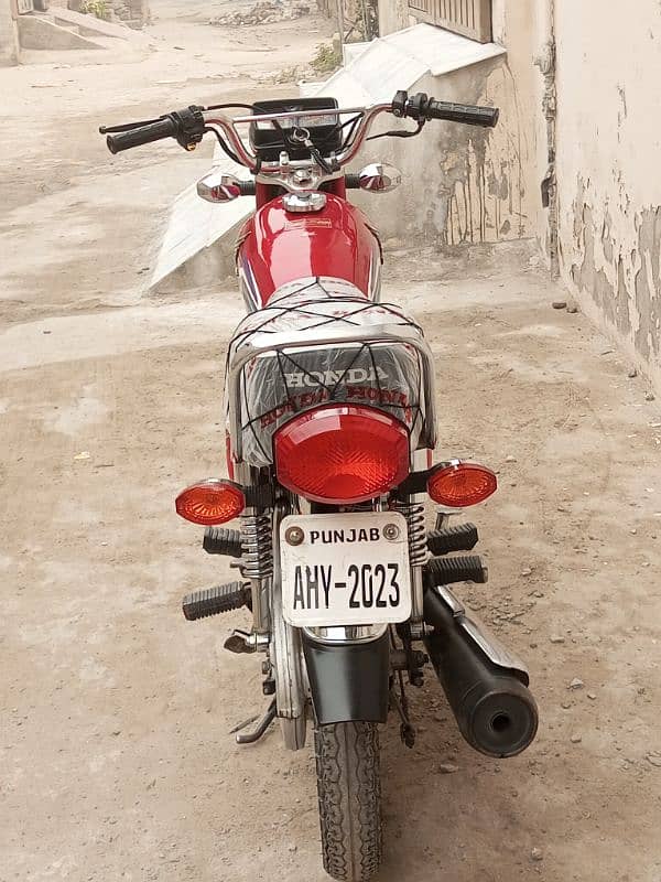 Honda 125 2021.22 Model. In no py rabta krin. 03168026392.03059364797 3