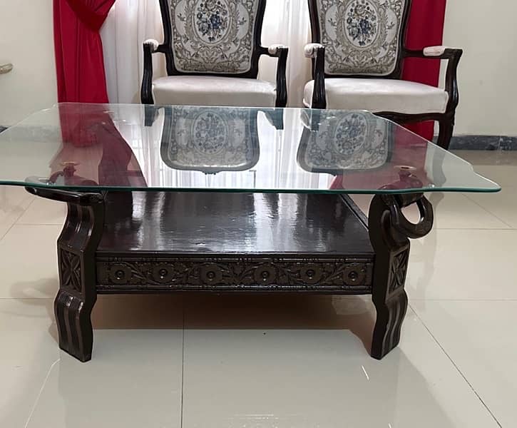 Centre Table with 2 side tables 0