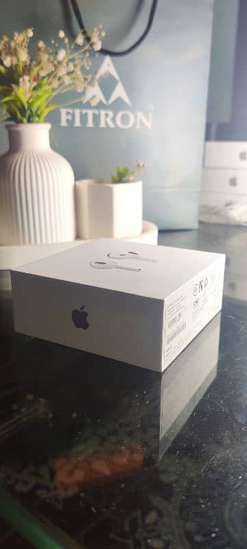 AirPods 4 Box Pack 1