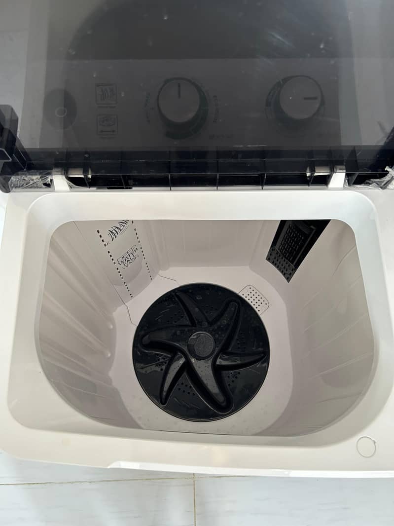 Dawlance Automatic Washing Machine | DW 7500 TWIN TUB CLEAR LID 3