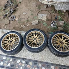 Alloy rim 17" for sale