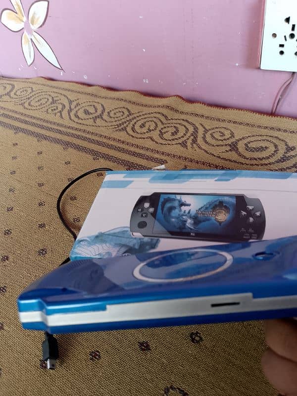 PsP x6 gaming console 6