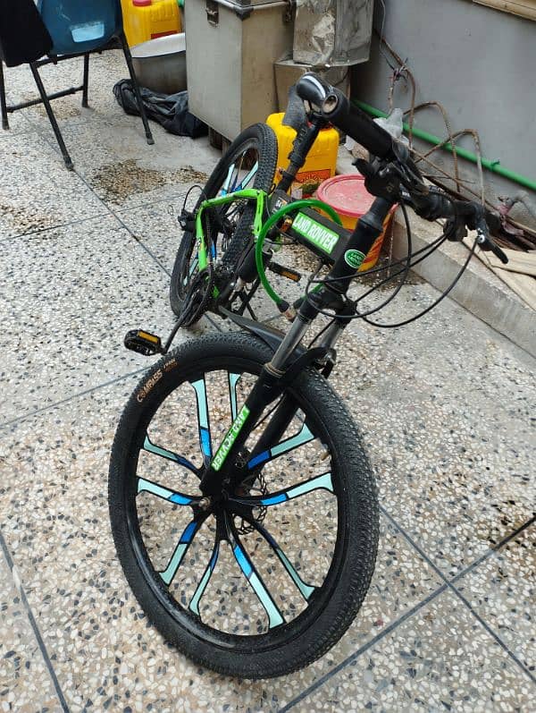 Folding bicycle (land rover) with 11 gears. 13