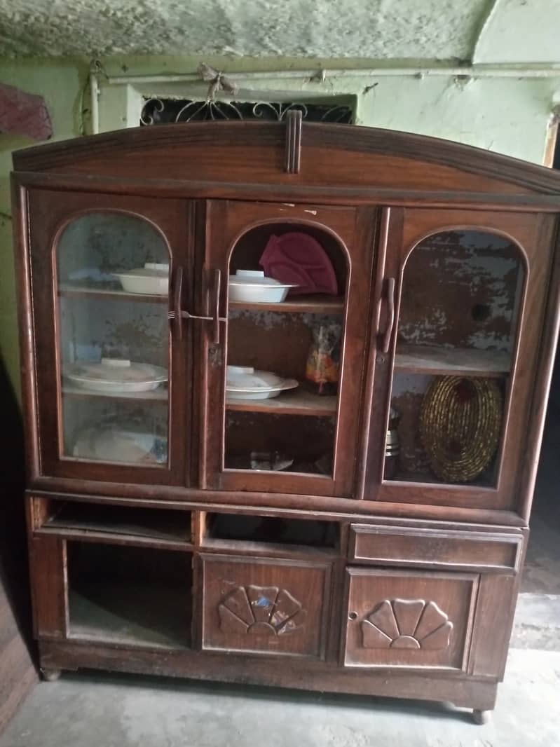 Showcase for sale 0