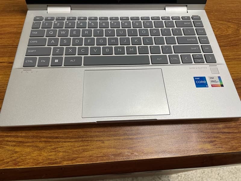 HP Envy X360 8