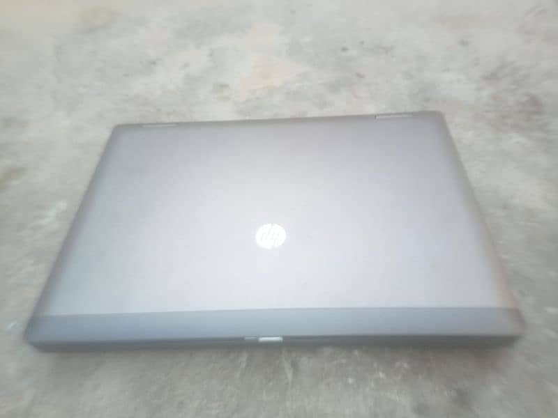 HP Laptop Model 830 2