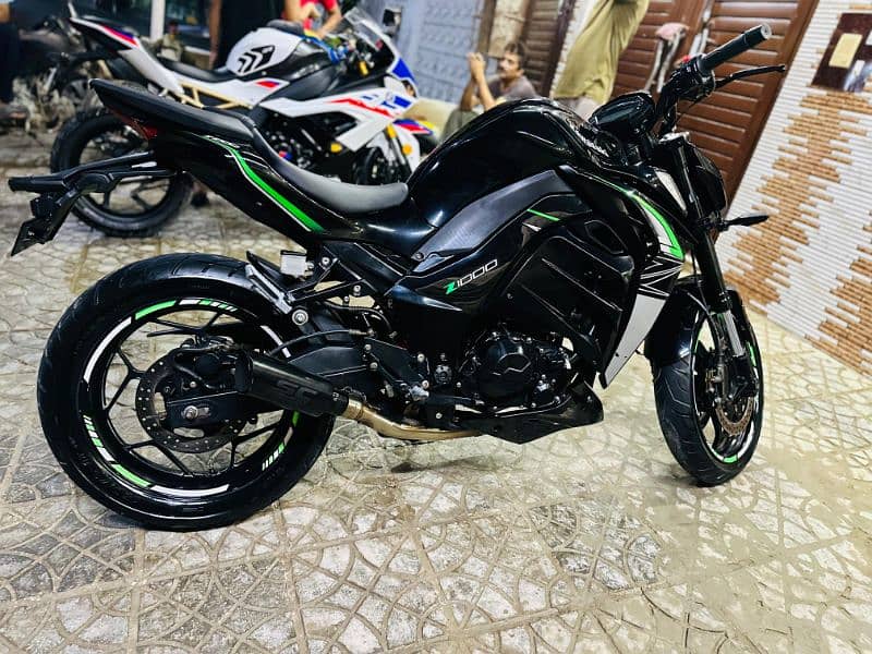 Kawasak Z1000 Replica 2022 3