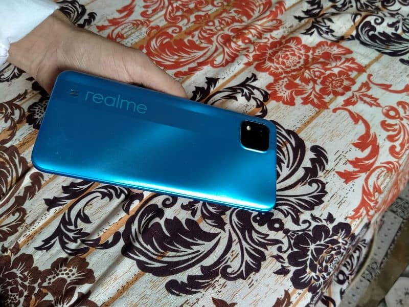 Realme c11 4 64 with box 5