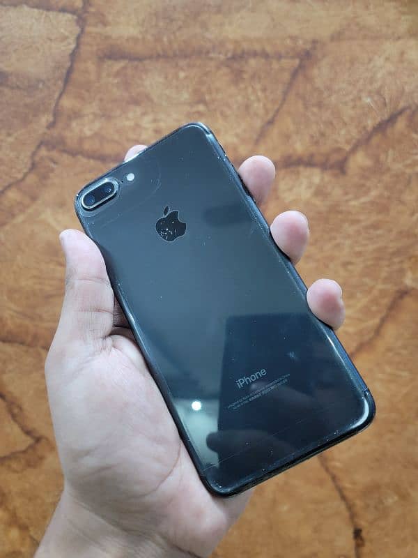 Iphone 7 plus 128gb pta proved 1