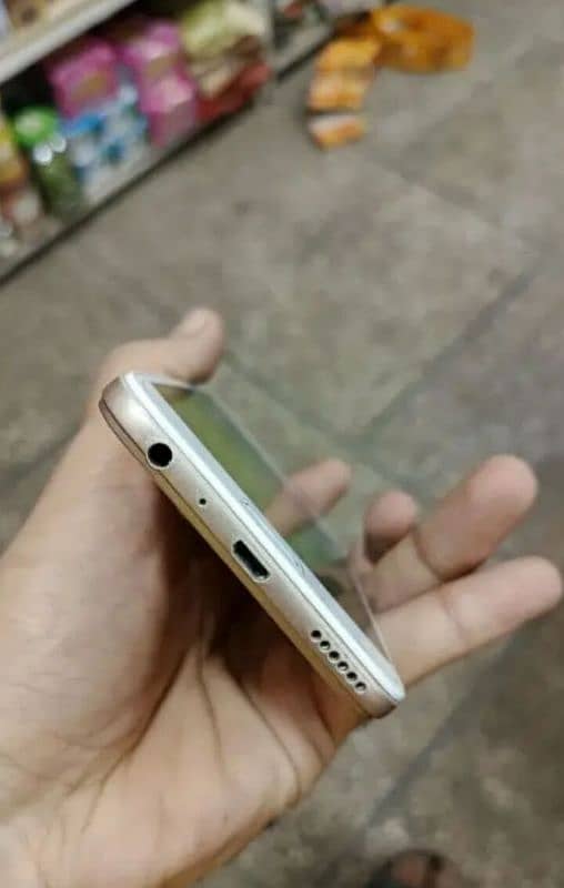 oppo a 57 3