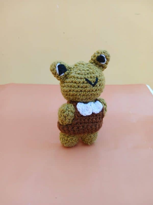 Crochet frog 5