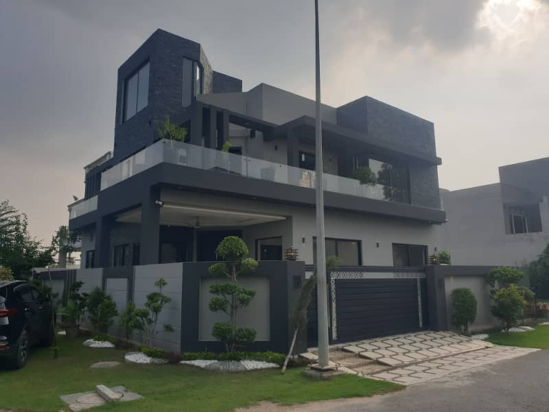 10 Marla Corner House For Sale In E Block 23