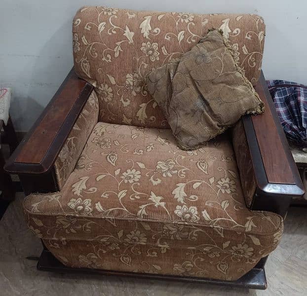 sofa set (7 seater) for sale 4