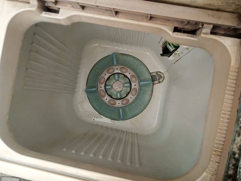 toyo twin washing machine runing condtion 0