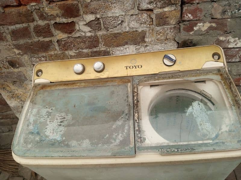 toyo twin washing machine runing condtion 2