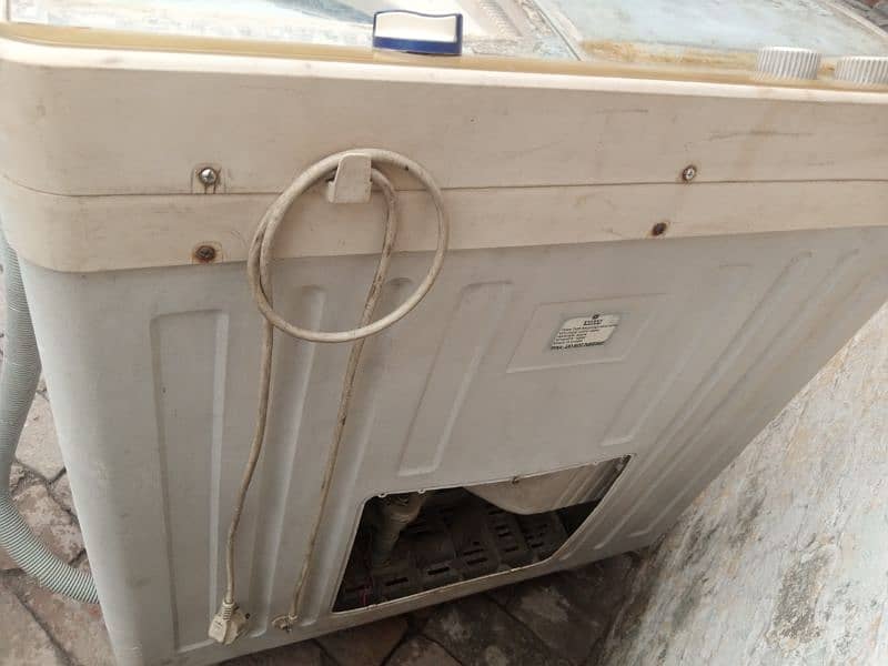 toyo twin washing machine runing condtion 5