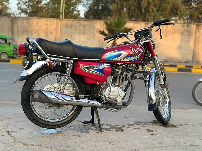 Honda CG-125 2021 9