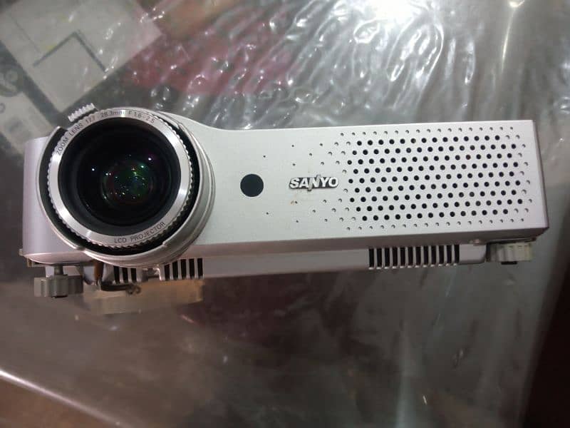 I have to sale Original Sanyo LCD Projector. 1