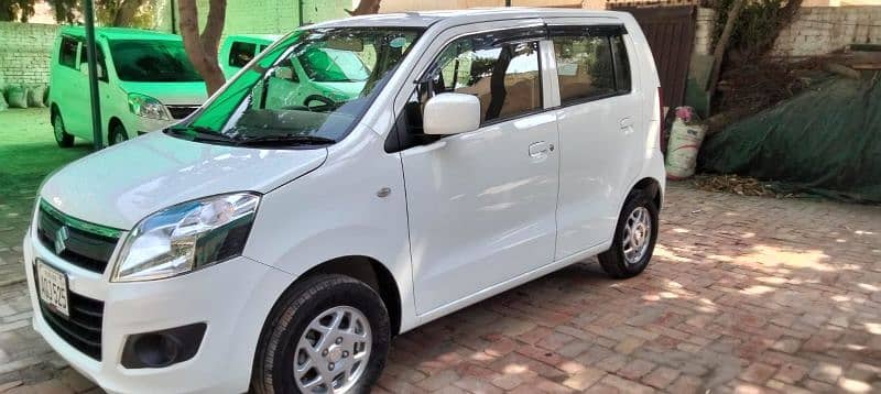 Suzuki Wagon R 2023 1