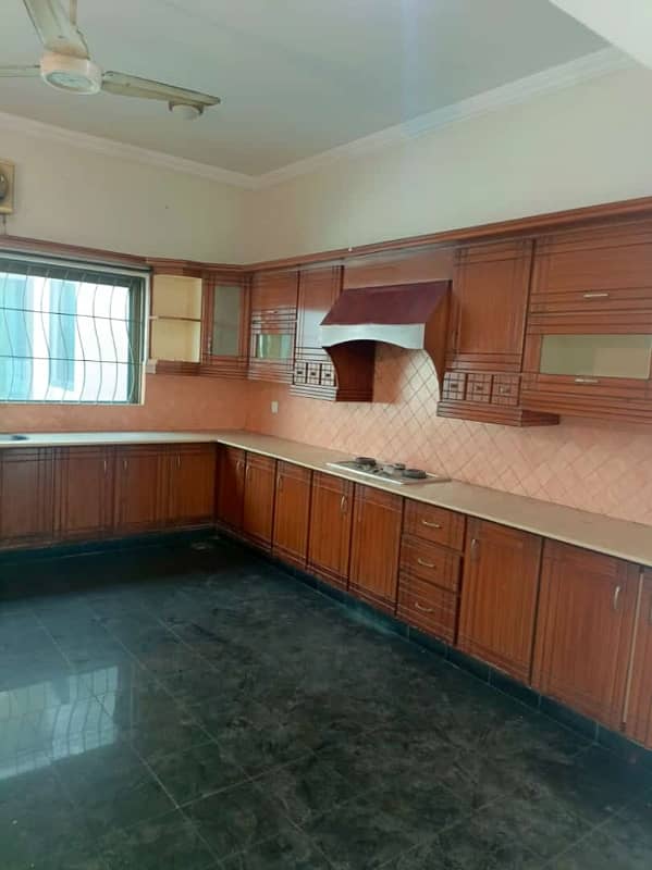 Upper Portion For Rent 4