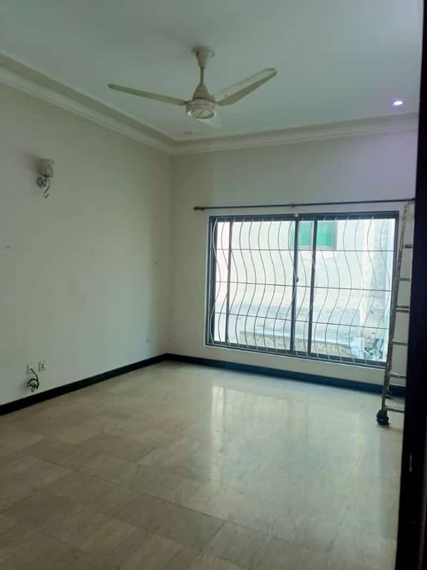 Upper Portion For Rent 6