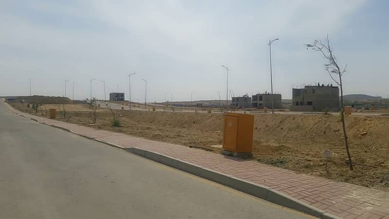 125sq yd Plots at Precicnt-27 Close to Jinnah Avenue, London Bridge and all Amenities FOR SALE at LOW RATES 3