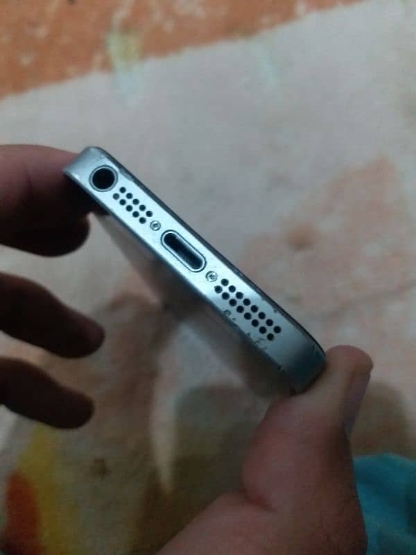 IPHONE 5SE NON PTA 19