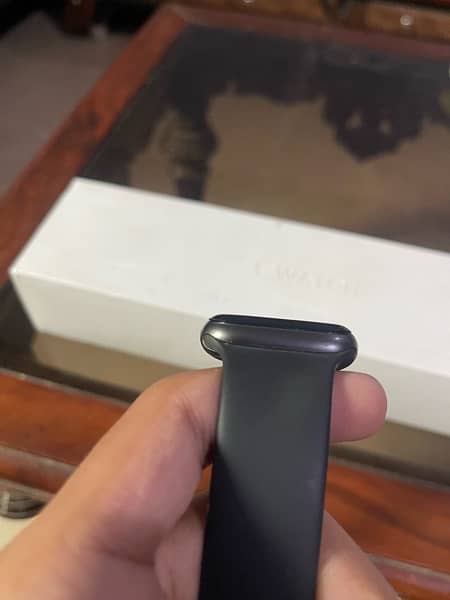 apple watch series 5 44mm 2