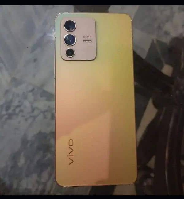 vivo v23 5G Gold color 12+8/256 2