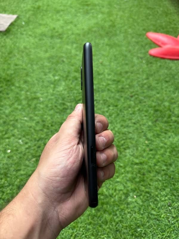 google pixel 4A 5 G 2