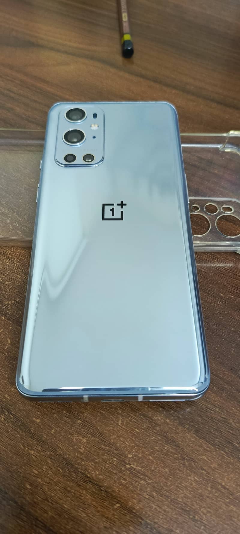 One plus 9 pro 1