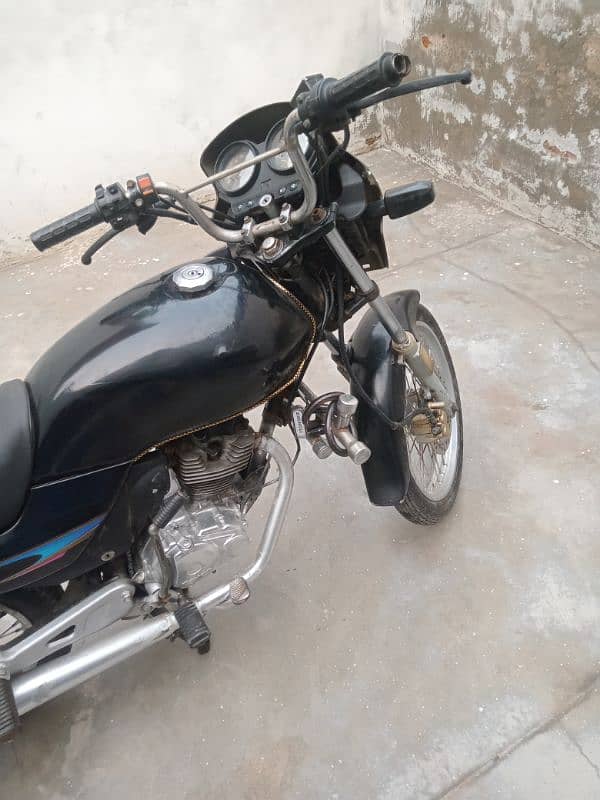 Honda Deluxe 125 for sale 0