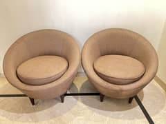 2 sofa chairs